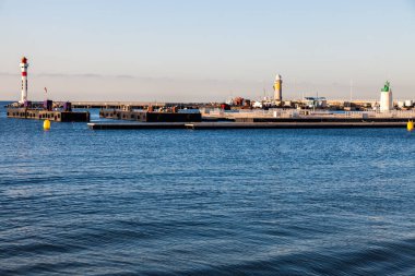 Cannes şehrindeki deniz fenerleri 