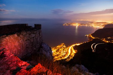 Cap d'Ail günbatımı sırasında