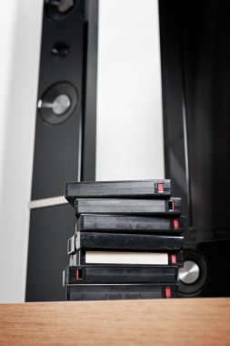 Video kasetlerinin yakın plan görüntüsü 