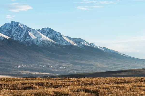 Paisagem Montanhas Nevadas — Fotografia de Stock