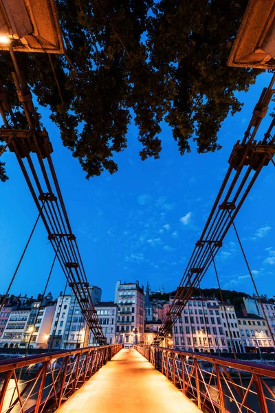 Tor Gerichtsgebäude Fußgängerbrücke Lyon — Stockfoto