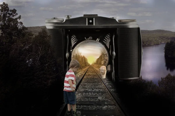 Little Boy Finding Way Railroad — Stock Photo, Image