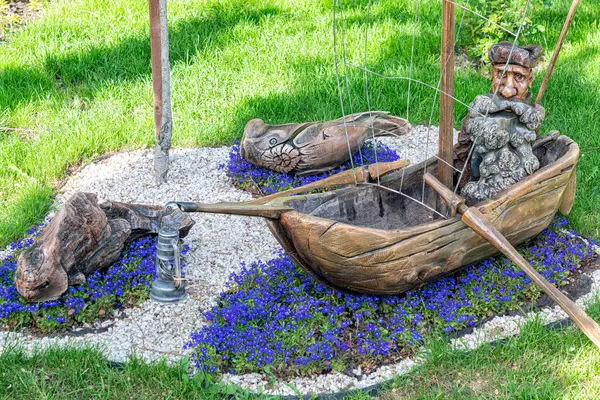 Skulptur Eines Fischers Park Großaufnahme — Stockfoto