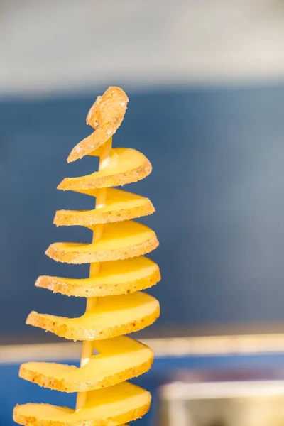 Patatas Espiral Para Freír Palitos Madera —  Fotos de Stock