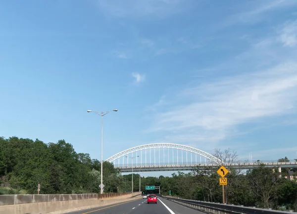 Bridge Arch Road — Zdjęcie stockowe