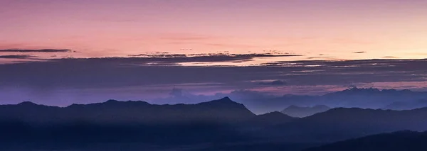 Пейзаж Гір Під Час Заходу Сонця — стокове фото