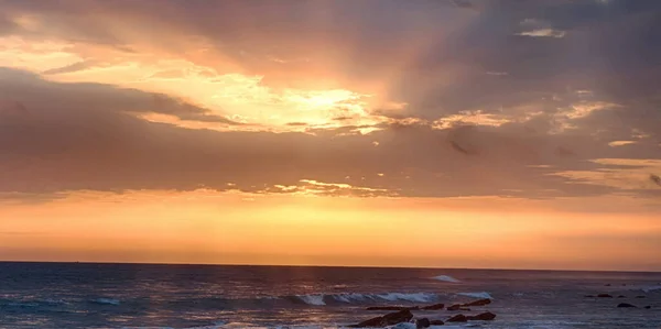 Landschaft Der Meeresküste Bei Sonnenuntergang — Stockfoto