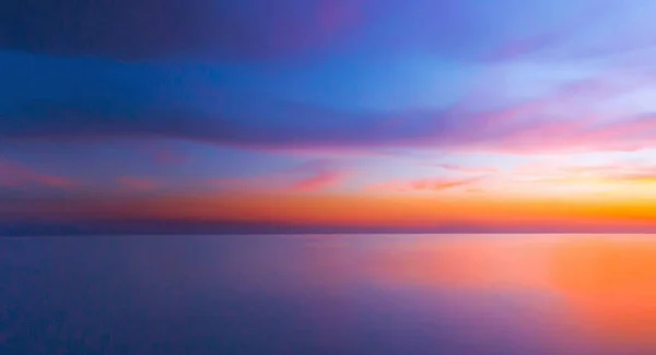 Wunderbare Naturkulisse Mit Sonnenuntergang Meer — Stockfoto