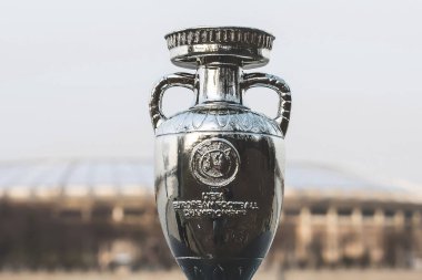 Avrupa Futbol Şampiyonası. kupa