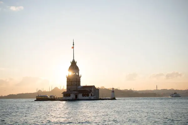 Девичья Башня Стамбуле — стоковое фото