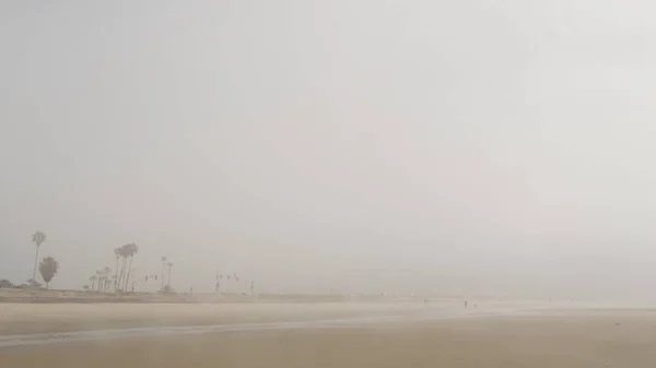 Playa Nublada Sandy California Usa Costa Del Océano Pacífico Densa — Foto de Stock
