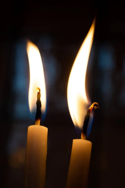 Αναμμένα Κεριά Που Φωτίζουν Φόντο — Φωτογραφία Αρχείου