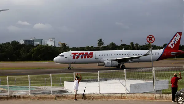 Airbus A321 Tam Company Airport — Stock Photo, Image
