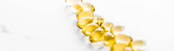Vitamin Golden Omega Pills Healthy Diet Nutrition Fish Oil Food — Stock Photo, Image