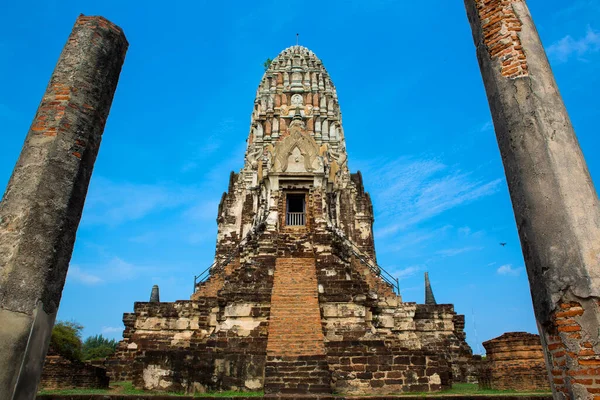 Lista Światowego Dziedzictwa Wat Ratchaburana Prowincja Ayutthaya Tajlandii — Zdjęcie stockowe