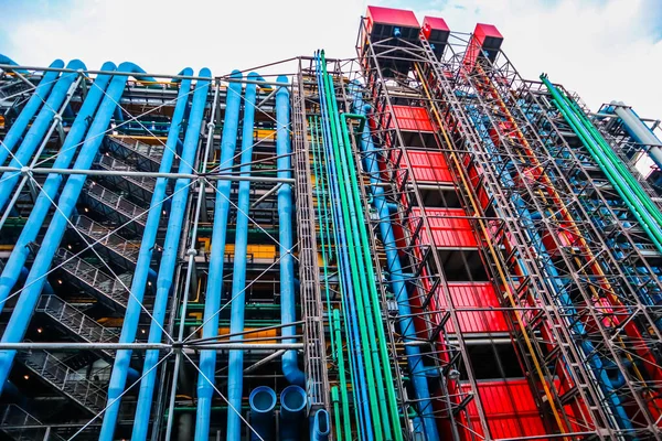 Paris França Abril 2019 Fachada Colorida Centro Georges Pompidou — Fotografia de Stock