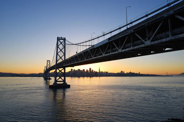 Zonsondergang Bay Bridge San Francisco — Stockfoto