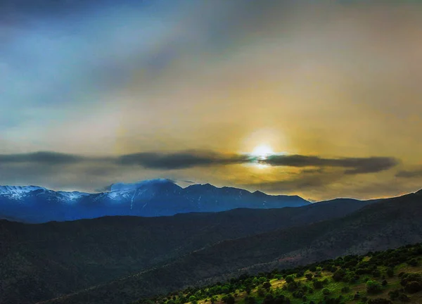 Paisaje Hermosas Montañas Durante Puesta Del Sol — Foto de Stock