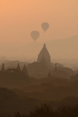 Balonlar çantanın içinde, Myanmar