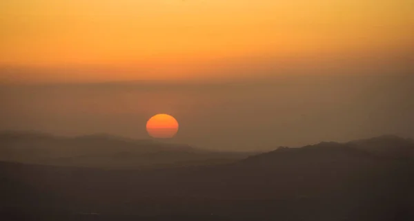 Krajina Hor Během Západu Slunce — Stock fotografie