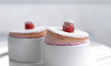 Arka plan için lezzetli keklerin yakın plan çekimi.