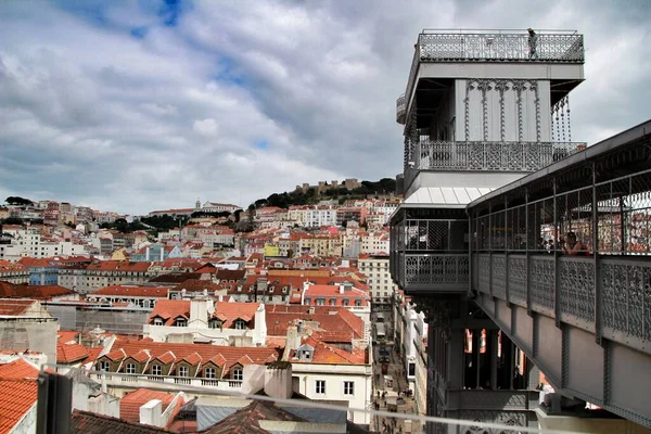 Лифт Santa Justa Лиссабоне — стоковое фото