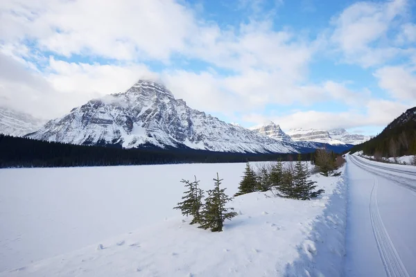 Montagna Del Canada Inverno — Foto Stock