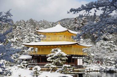 Karda Kinkakuji, Altın Köşk Tapınağı