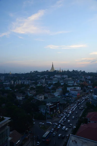 Shwedagon Golden Pagoda Twilight Rangún Myanmar —  Fotos de Stock