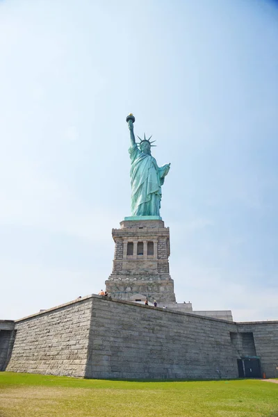 Bottom View Famous Liberty Statue Verenigde Staten — Stockfoto