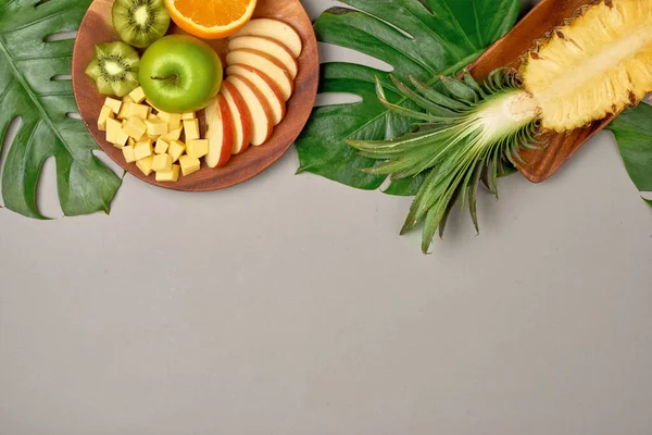 Beslenme Diyet Sağlıklı Taze Çeşitli Tropikal Meyveler — Stok fotoğraf