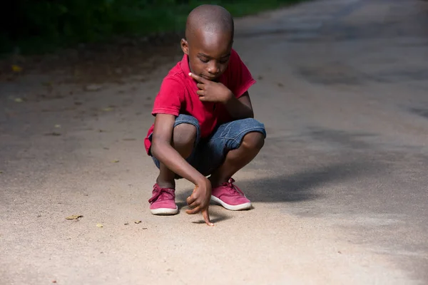 Portrét Malého Afrického Chlapce — Stock fotografie