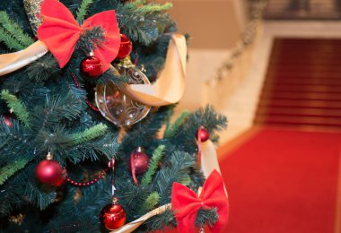 Yeni yılın yakın plan çekimleri ve arka plan için Noel dekorasyonu