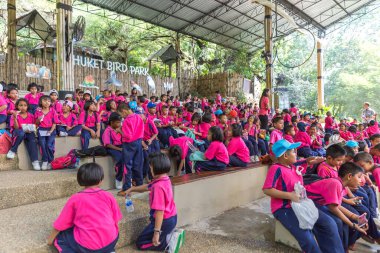 THAILAND, PHUKET, 09 Ocak 2018 - Phuket 1 'i ziyaret eden Cildren
