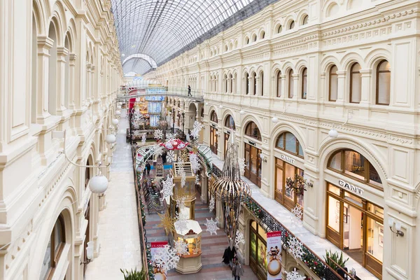 内政部的一家购物中心的莫斯科 — 图库照片