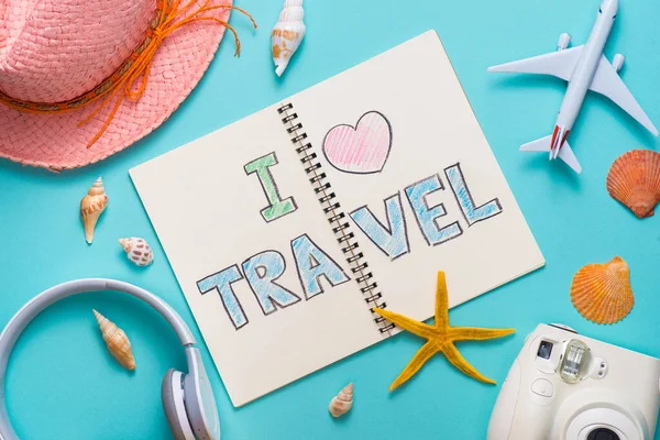 Love Travel Written Pen Notebook Vacation Holiday Concept — Stock Photo, Image