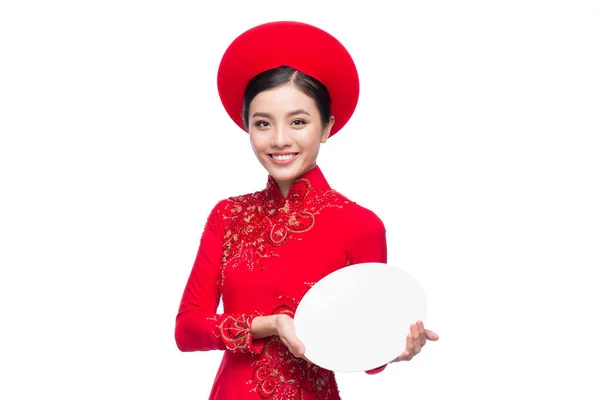 Sonrisa Mujer Vietnamita Vestido Tradicional Dai Introducir Producto Fondo Blanco — Foto de Stock