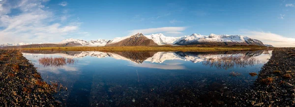 Panorama Cordilheira Islandesa Com Belas Montanhas Cobertas Neve — Fotografia de Stock
