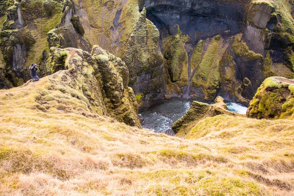 Fjaorargljufur Island Mechem Zelený Kaňon Úchvatným Výhledem — Stock fotografie