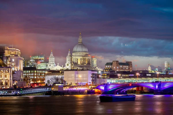 Londra Saint Pauls Katedrali Ngiltere Şehir Manzarası Olan Gökyüzü — Stok fotoğraf