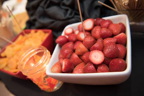 Strawberries White Square Serving Bowl — Stok fotoğraf