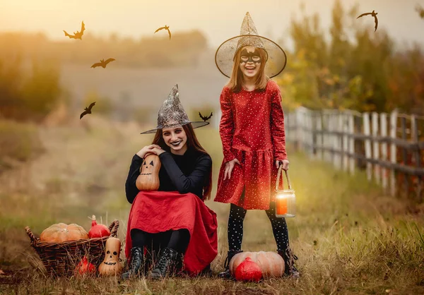 Children Dressed Halloween Festive Decorations — Stock Photo, Image
