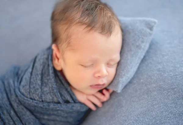 Bayi Yang Baru Lahir Tidur Rumah — Stok Foto
