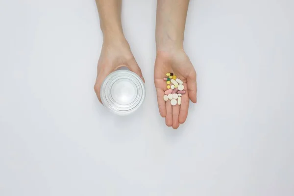 Flat Lay Hand Holding Pills Glass Water — Stock Photo, Image
