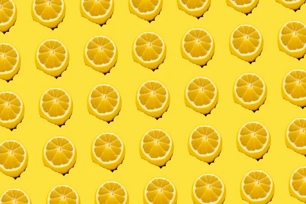 Modello Buco Strappato Uno Sfondo Giallo Limone — Foto Stock