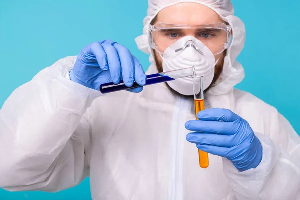 Covid Rozwój Szczepionek Pandemia Ognisko Koncepcja Koronawirusa Naukowiec Ubrany Środki — Zdjęcie stockowe