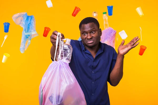 Problème Des Déchets Recyclage Plastique Pollution Concept Environnemental Homme Confus — Photo