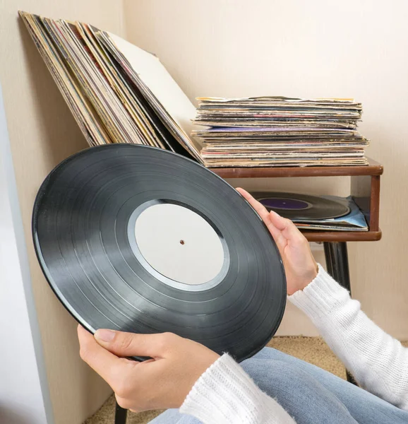 Woman Choosing Vinyl Records Home Listening — Foto de Stock