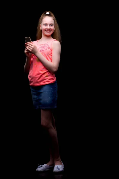 Das Mädchen Benutzt Ein Handy Das Konzept Von Mensch Und — Stockfoto