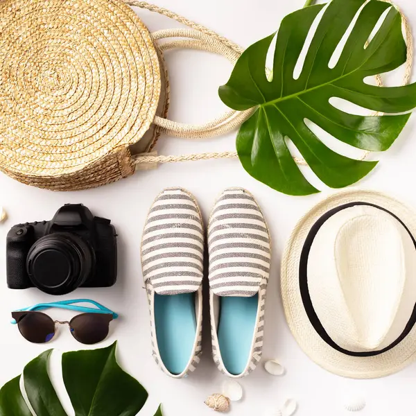 Straw Hat Camera Bag Summer Shoes Sunglasses Shells Tropical Leaves — Stock Photo, Image